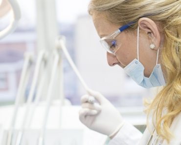 Preturi implanturi dentare