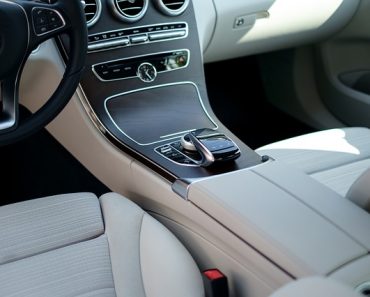 curatare tapiterie auto din Bucuresti